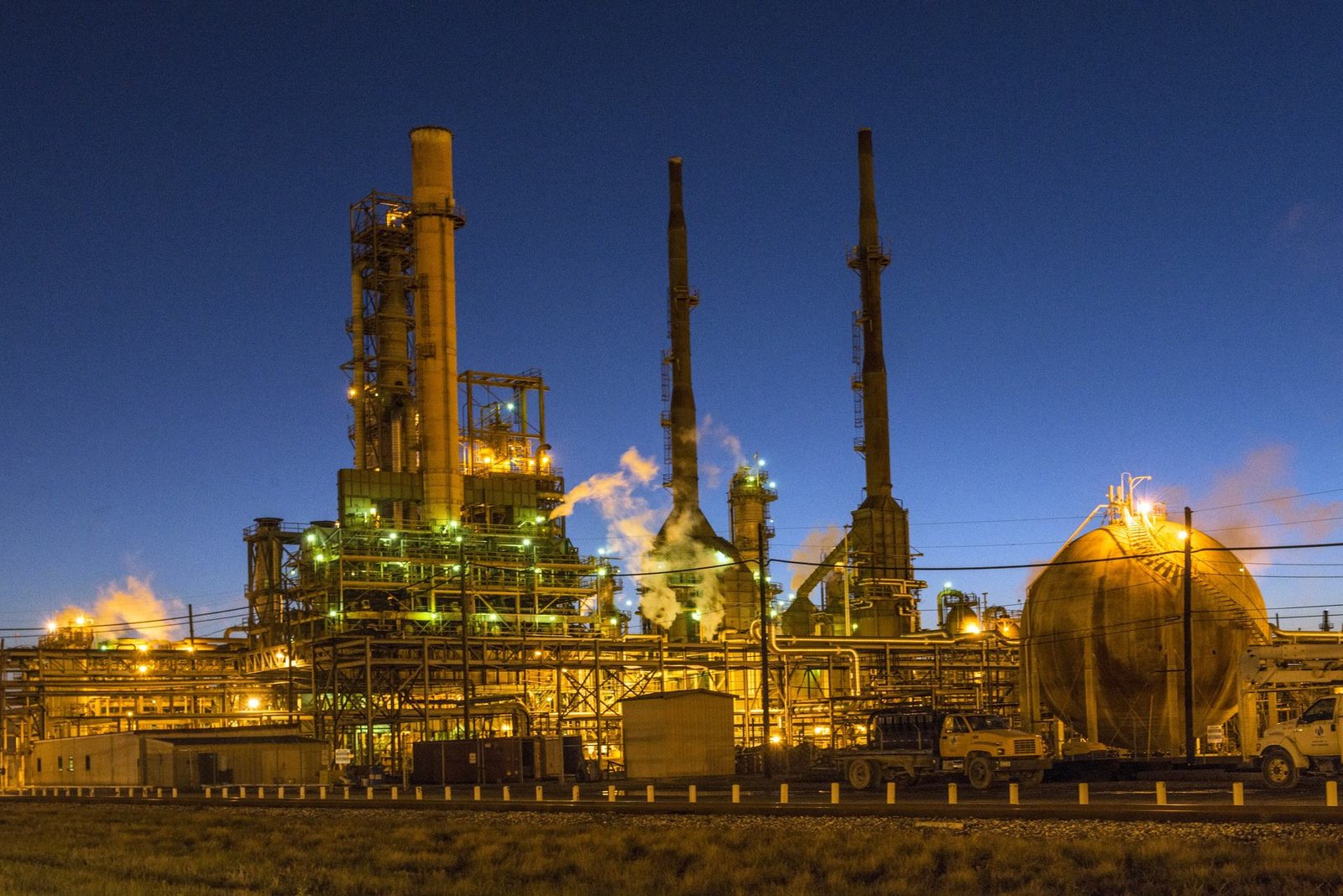 Refinery at dusk